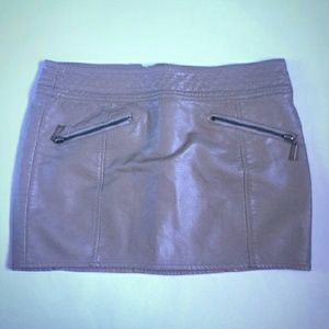 TCEC BEIGE FAUX LEATHER MINI SKIRT!